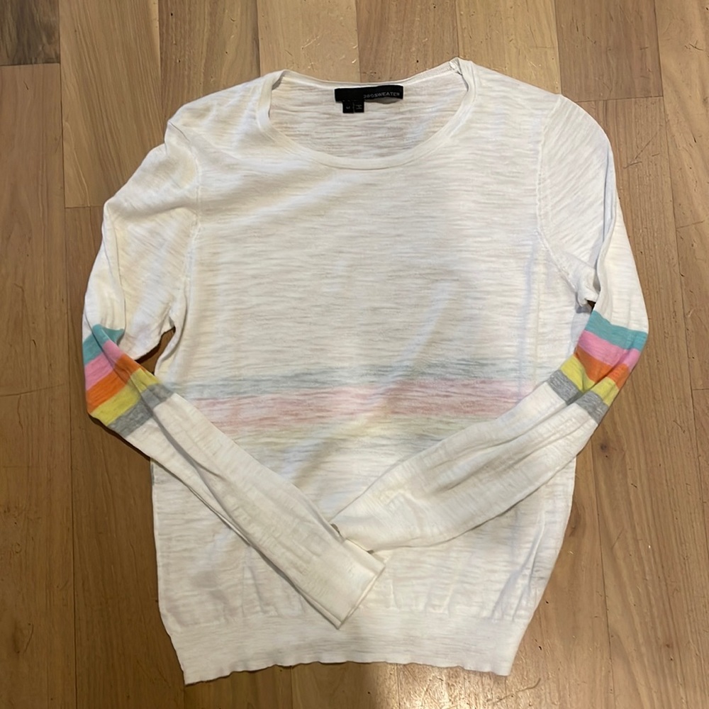 Cotton pullover. Lightweight